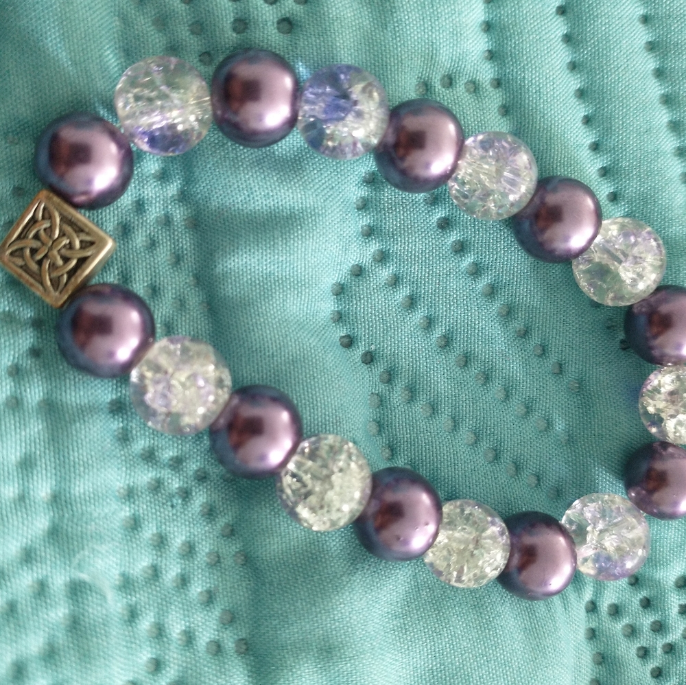 Czech bead stretch bracelet